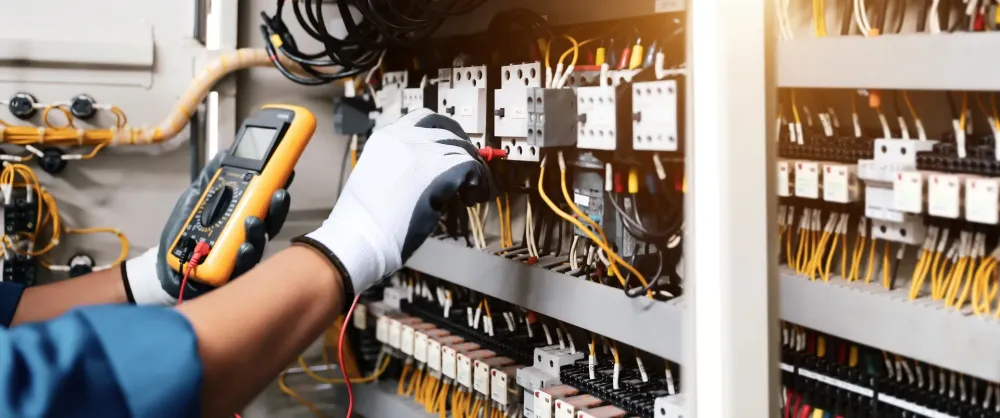 Électricité près de Mayenne